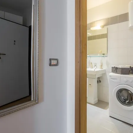 Studio San Andrea Apartment *